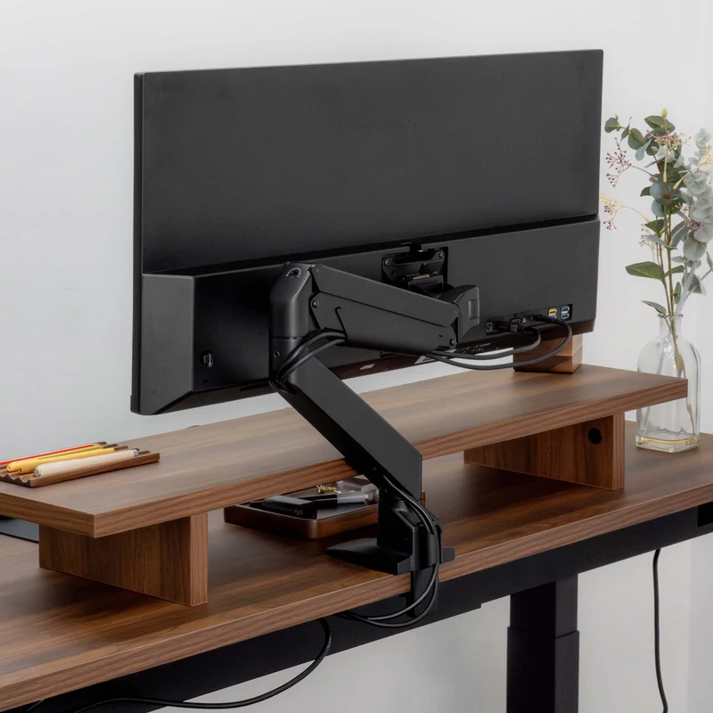 Almost Perfect Desky Single Monitor Arm