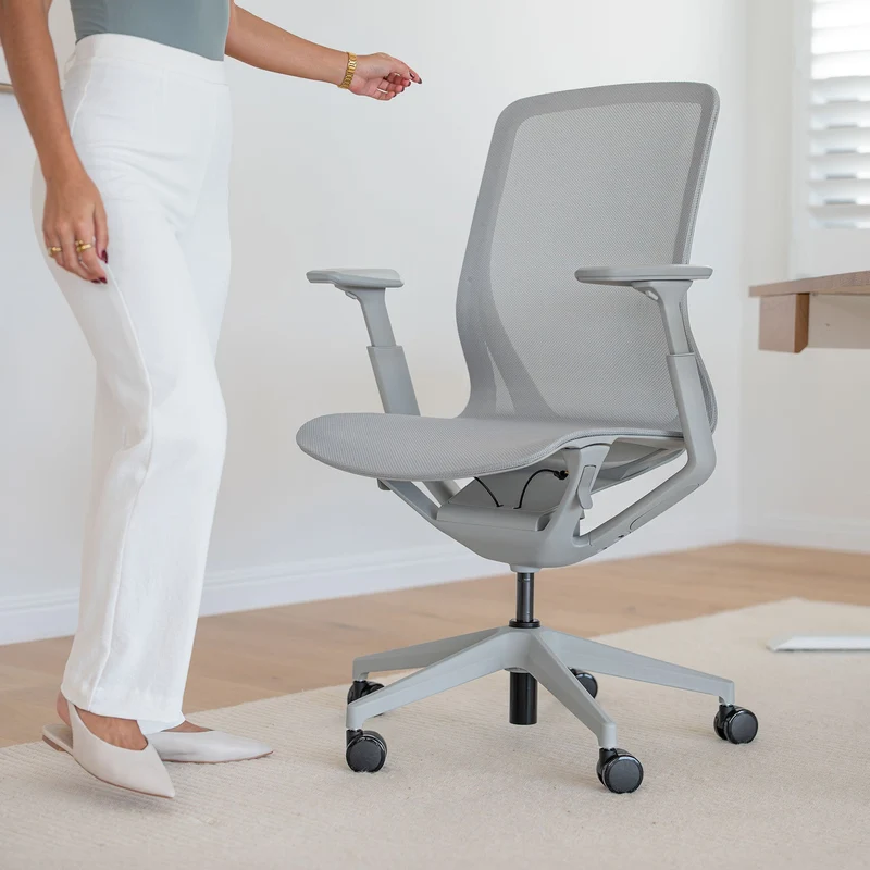 Desky Echo Modern Office Chair