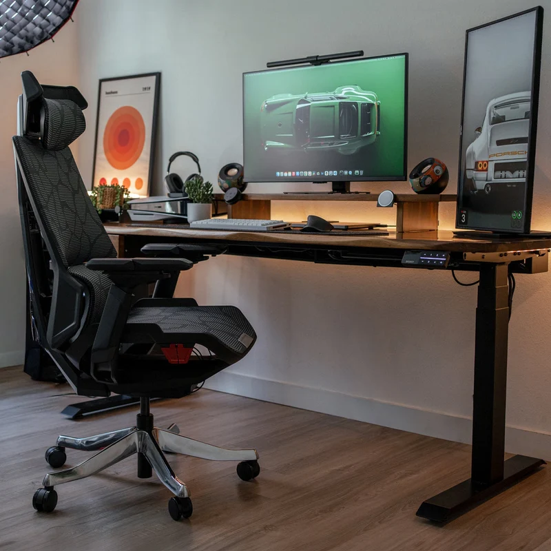 Desky Vanguard Gaming Chair