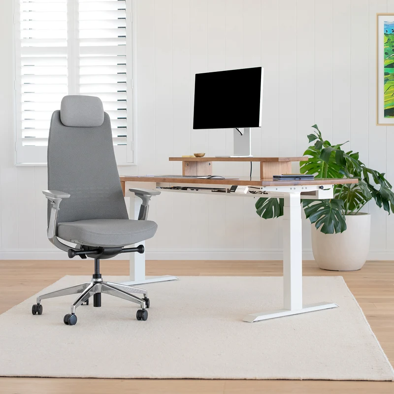 Desky Pinnacle Executive Office Chair