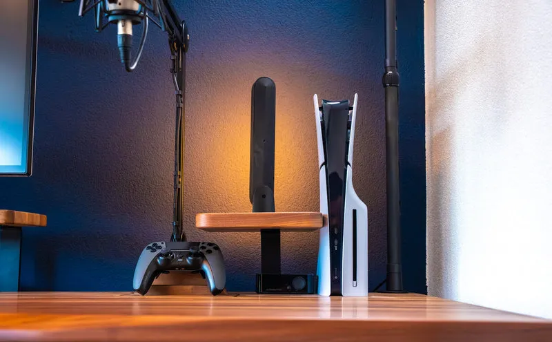 Floating speaker stands