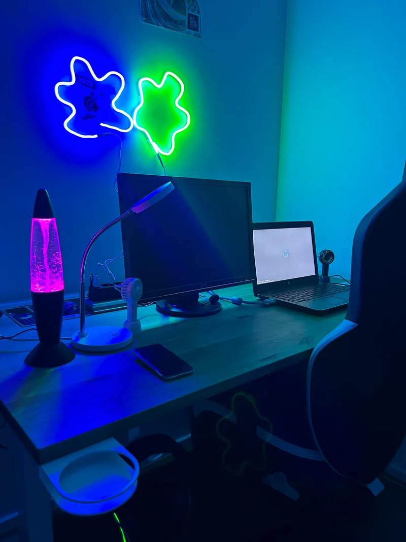 Oak desk top with extended cable management unit