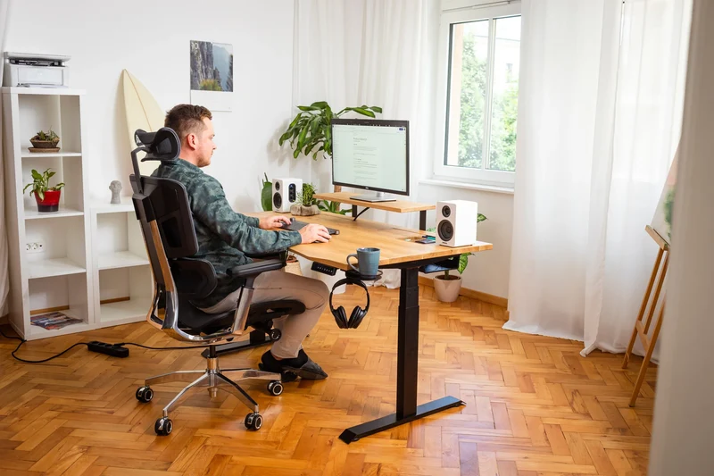 Oak desk top with cable management unit