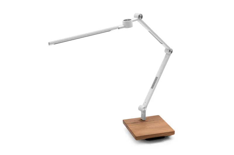Adjustable LED lamp