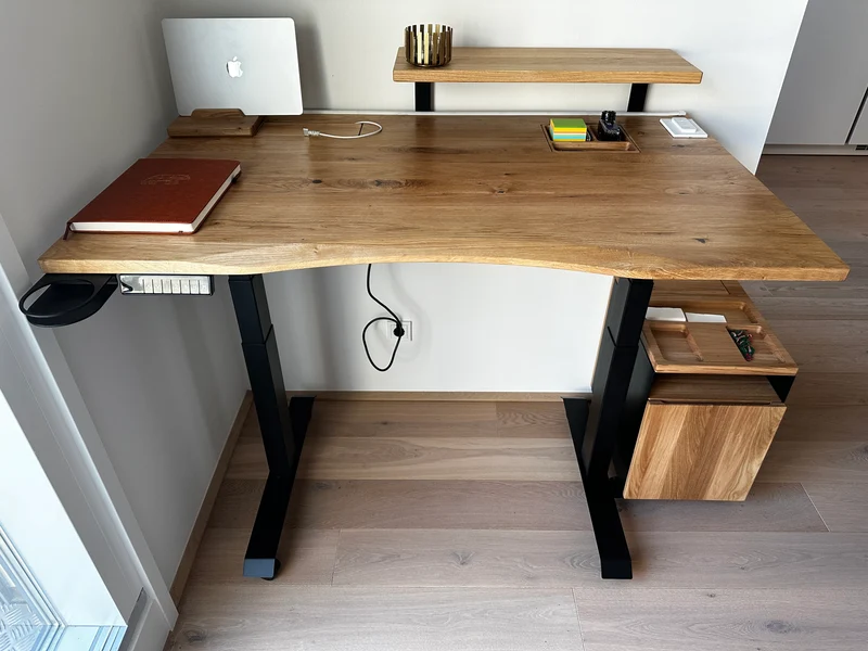 Floating shelf