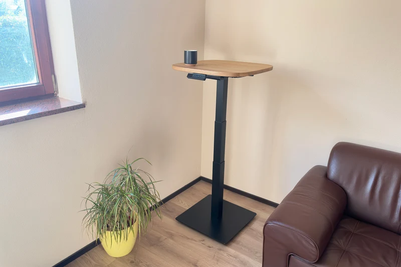 Solid Wood Height Adjustable Coffee Table (Oak or Walnut)