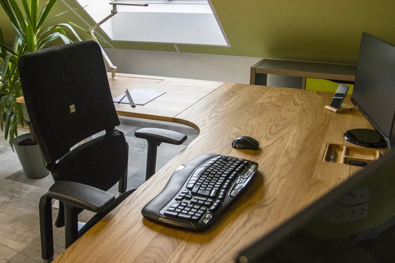 L shaped corner sit-stand desk with epoxy LED light and extended cable management unit